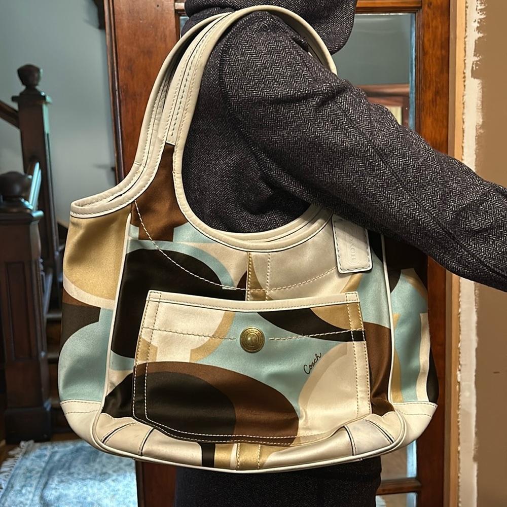 Coach shoulder bag